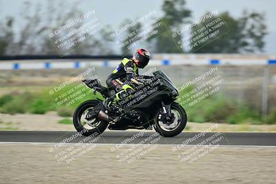 media/Apr-18-2025-TrackDaz (Fri) [[45f5874c44]]/C Group/Session 1 (Turn 7)/